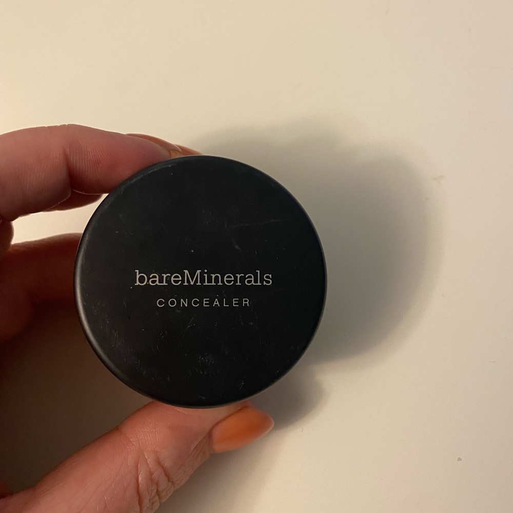 Brand new bareminerals concealer in shade bisque